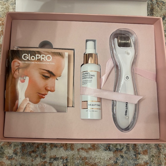 BeautyBio GloPro Facial Micro needling Tool - Picture 2 of 4